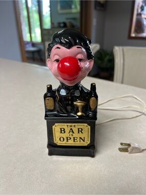 Vintage-Style Ceramic Bartender Lamp - Black with Red Accent